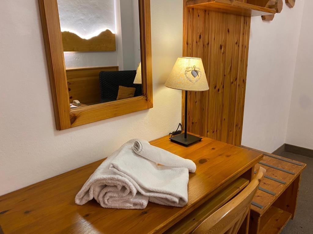 Oulx Hotel Splendid מראה חיצוני תמונה