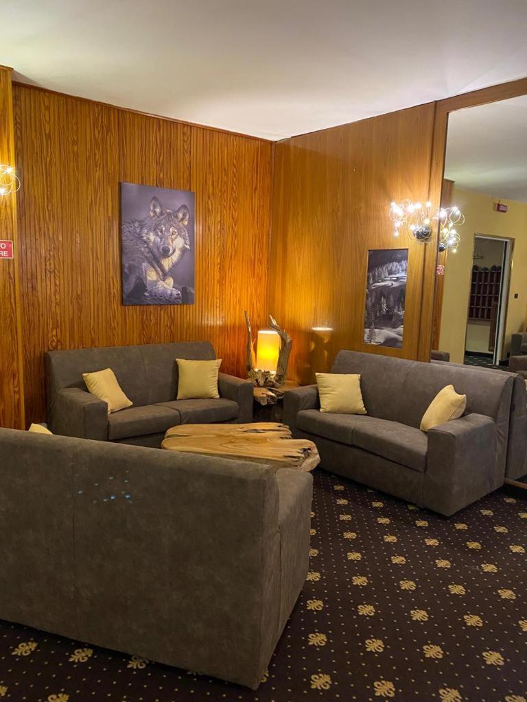 Oulx Hotel Splendid מראה חיצוני תמונה